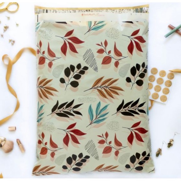 20 19X24 Poly Mailers Fall Leaves / Autumn Leaf  Envelopes PRICE IS FIRM - Picture 4 of 6